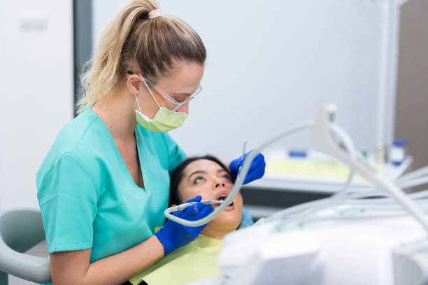 Best Weekend Emergency Dentist in Nsfield Center, MA